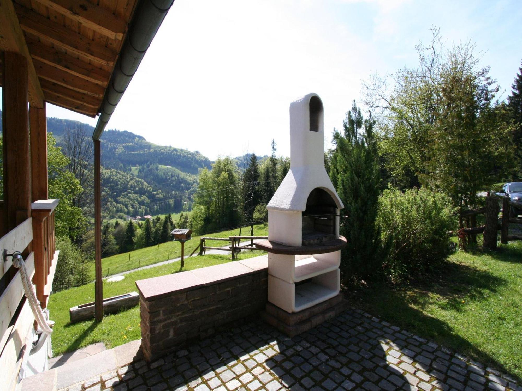 Fantastic Chalet in Niederndorf bei Kufstein with Balcony Niederndorferberg Exterior foto
