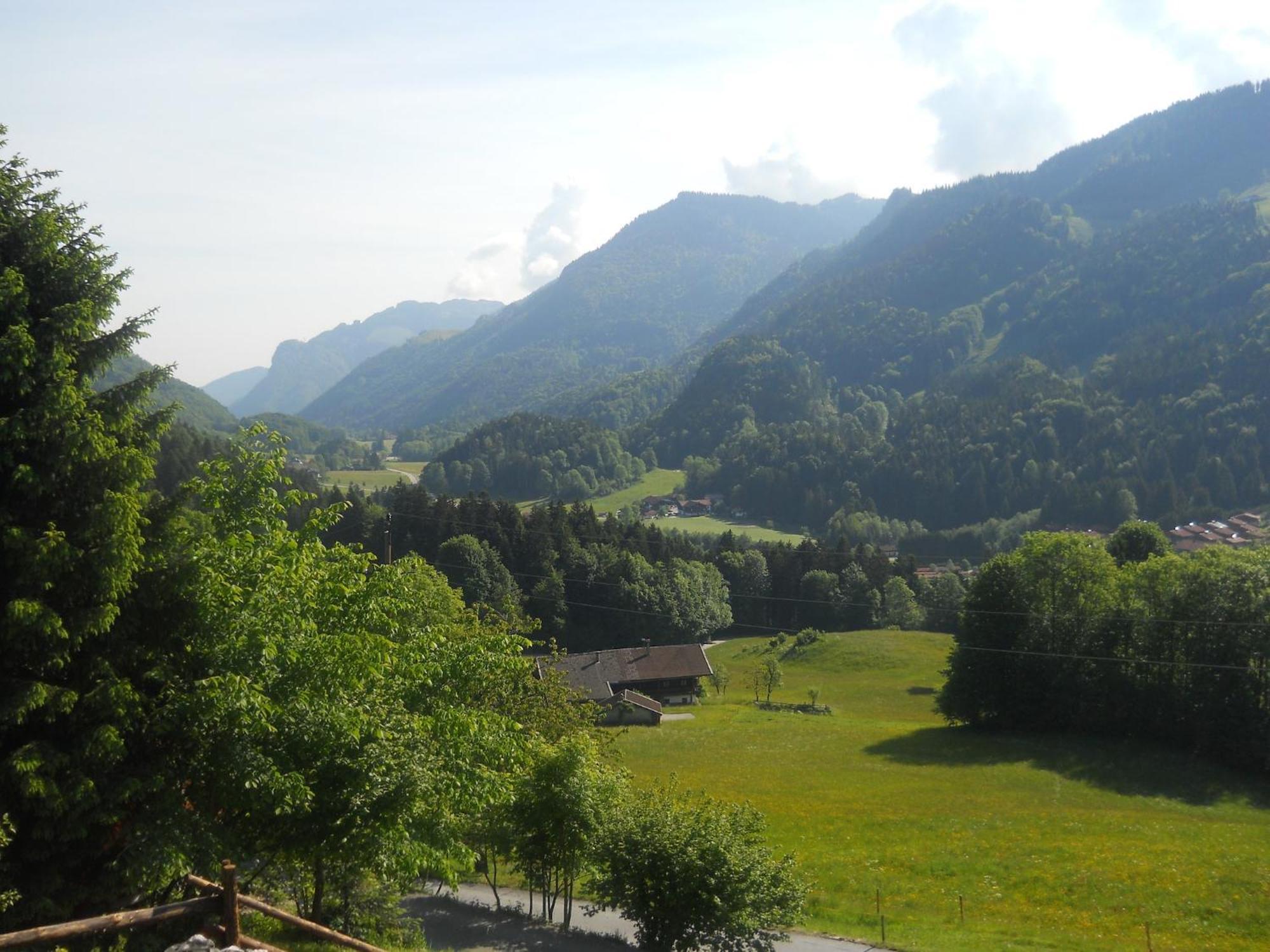 Fantastic Chalet in Niederndorf bei Kufstein with Balcony Niederndorferberg Exterior foto