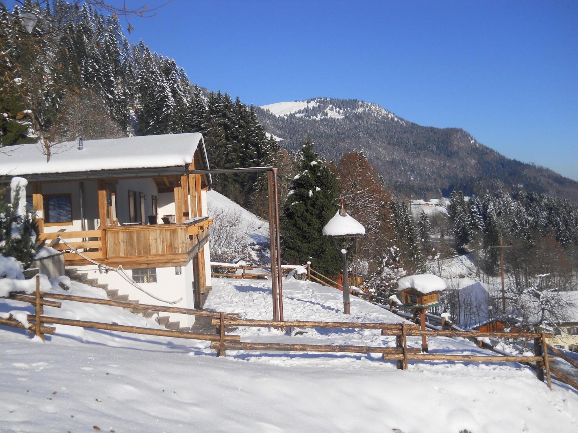 Fantastic Chalet in Niederndorf bei Kufstein with Balcony Niederndorferberg Exterior foto