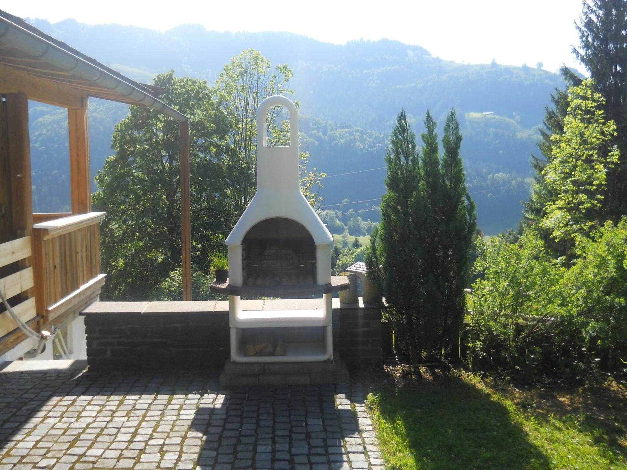 Fantastic Chalet in Niederndorf bei Kufstein with Balcony Niederndorferberg Exterior foto
