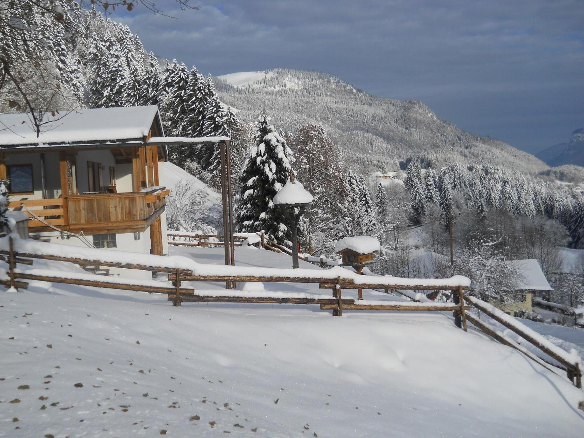 Fantastic Chalet in Niederndorf bei Kufstein with Balcony Niederndorferberg Exterior foto
